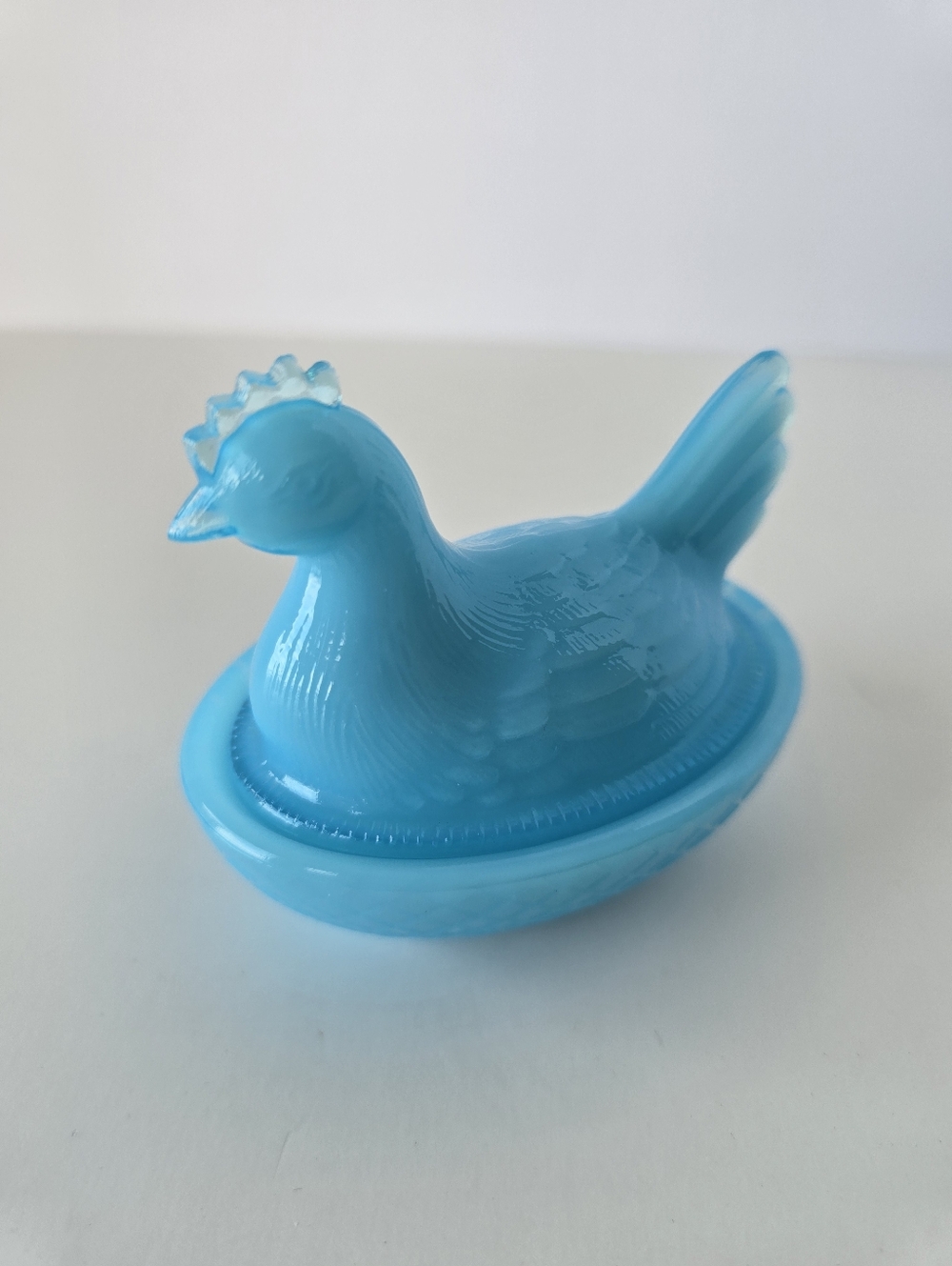Degenhart Vintage Hen on Nest Salt Cellar. Turquiose Blue Art Glass. EUC. Marked